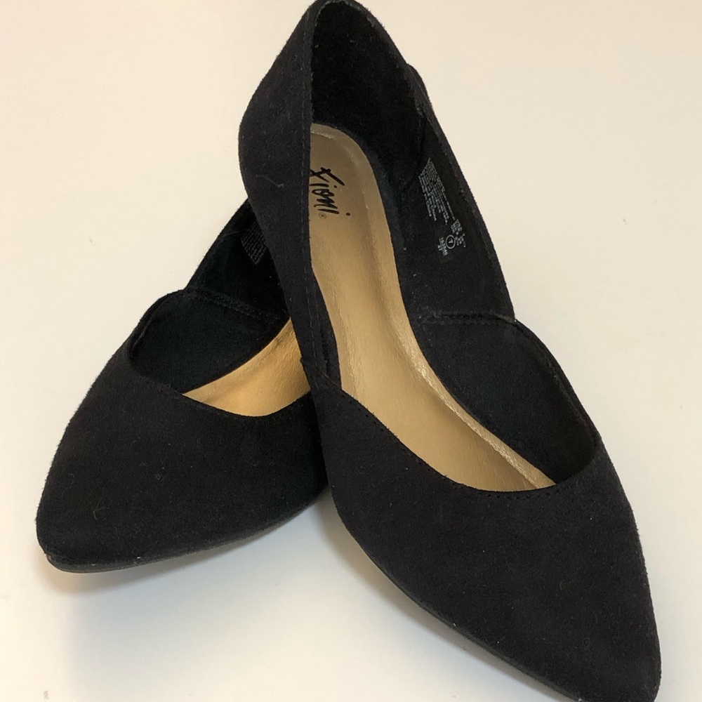 Black velvet flats
